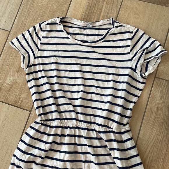 Old navy striped dress - Picture 3 of 4